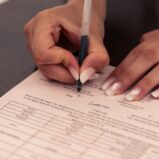 Who Pays the Real Estate Commission: A Breakdown for Buyers and Sellers
